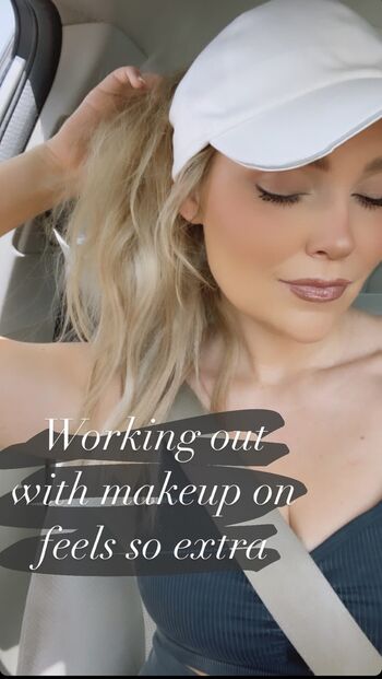 Hailey malles page leaked private photo uncensored HD quality