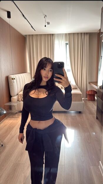 Haliun b page leaked private photo uncensored HD quality