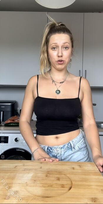 Helenaastoll page leaked private photo uncensored HD quality