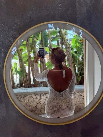 Heleneelises leaked private photo uncensored HD quality