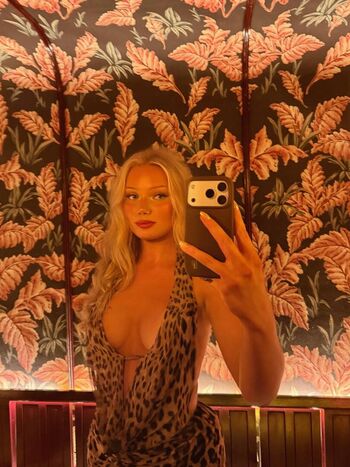 Heleneelises leaked private photo uncensored HD quality