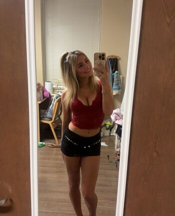 Hippicam  page leaked private photo uncensored HD quality