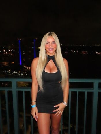 Hippicam  page leaked private photo uncensored HD quality