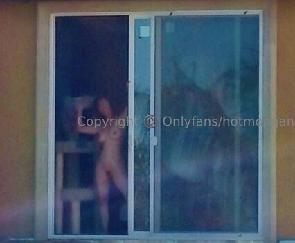 Hotmomjane page leaked private photo uncensored HD quality