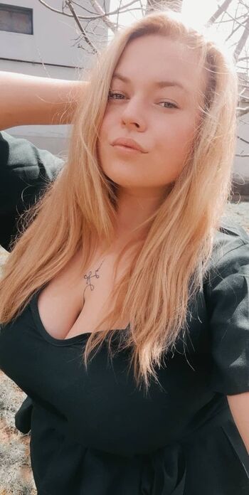 Hungarian big tits leaked private photo uncensored HD quality