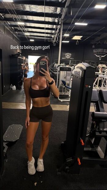 Iambaylee page leaked private photo uncensored HD quality