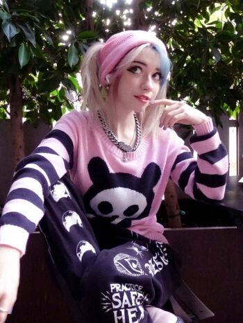 Iluvmeww page leaked private photo uncensored HD quality