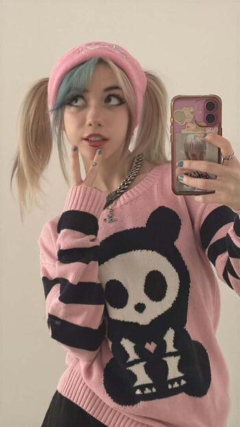 Iluvmeww page leaked private photo uncensored HD quality