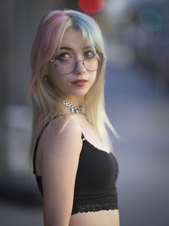 Iluvmeww page leaked private photo uncensored HD quality