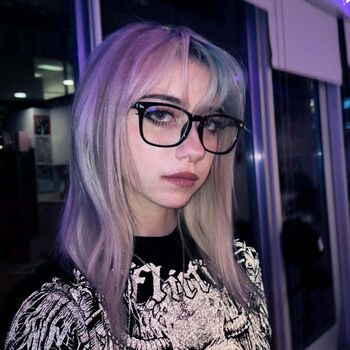 Iluvmeww page leaked private photo uncensored HD quality