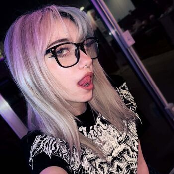 Iluvmeww page leaked private photo uncensored HD quality