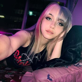 Iluvmeww page leaked private photo uncensored HD quality