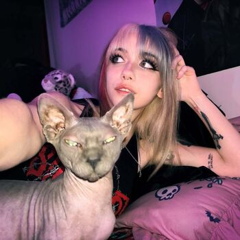 Iluvmeww page leaked private photo uncensored HD quality