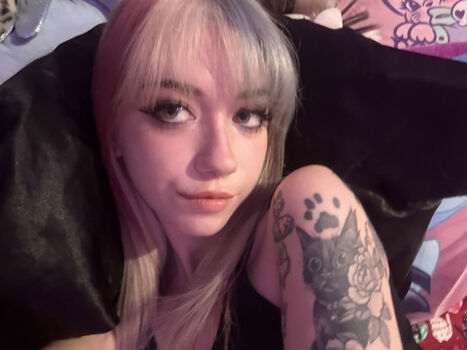 Iluvmeww page leaked private photo uncensored HD quality