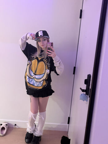 Iluvmeww page leaked private photo uncensored HD quality