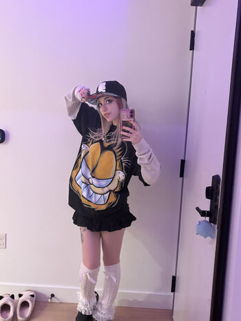 Iluvmeww page leaked private photo uncensored HD quality