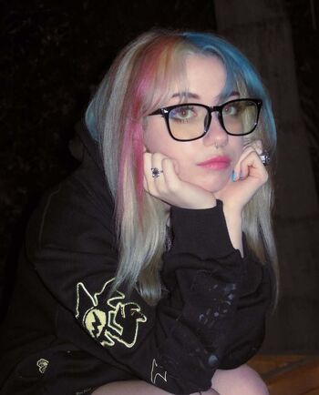 Iluvmeww page leaked private photo uncensored HD quality