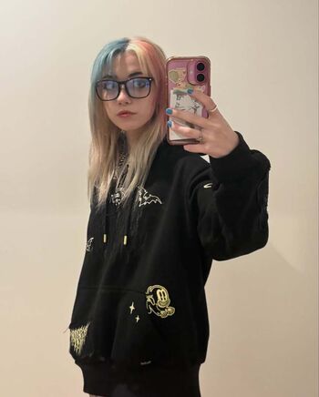 Iluvmeww page leaked private photo uncensored HD quality