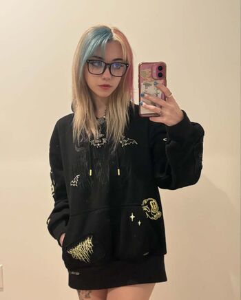 Iluvmeww page leaked private photo uncensored HD quality