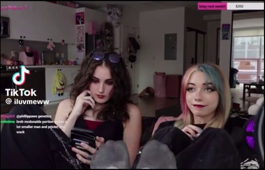 Iluvmeww page leaked private photo uncensored HD quality