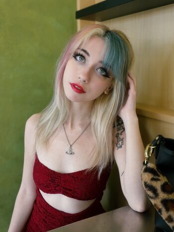 Iluvmeww page leaked private photo uncensored HD quality