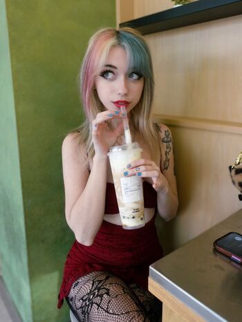 Iluvmeww page leaked private photo uncensored HD quality