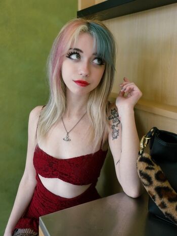 Iluvmeww page leaked private photo uncensored HD quality