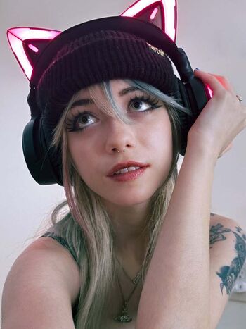 Iluvmeww page leaked private photo uncensored HD quality