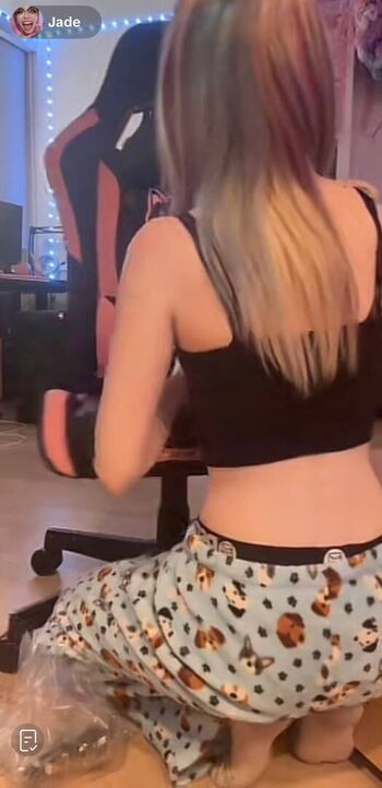 Iluvmeww page leaked private photo uncensored HD quality