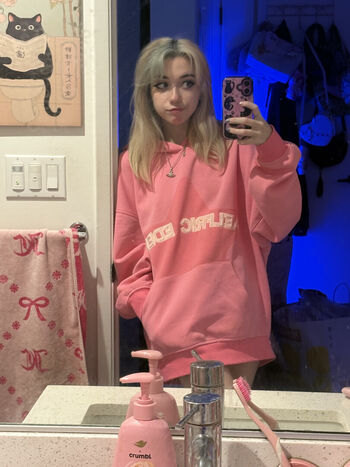 Iluvmeww page leaked private photo uncensored HD quality