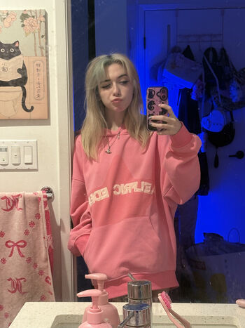 Iluvmeww page leaked private photo uncensored HD quality