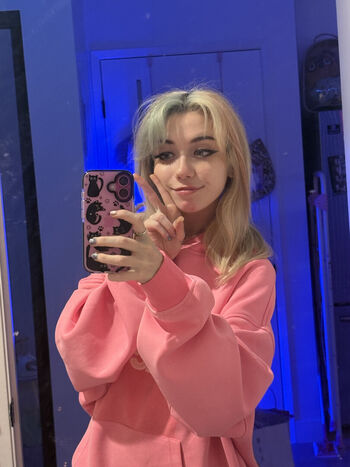 Iluvmeww page leaked private photo uncensored HD quality