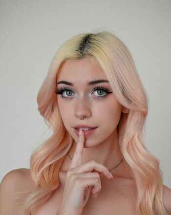 Iluvmeww page leaked private photo uncensored HD quality