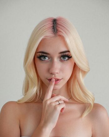 Iluvmeww page leaked private photo uncensored HD quality