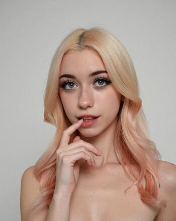 Iluvmeww page leaked private photo uncensored HD quality