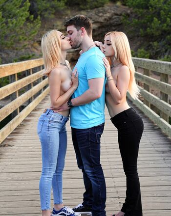 Iluvmeww page leaked private photo uncensored HD quality