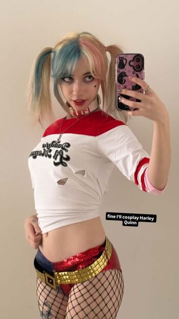 Iluvmeww page leaked private photo uncensored HD quality