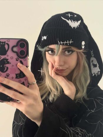 Iluvmeww leaked private photo uncensored HD quality