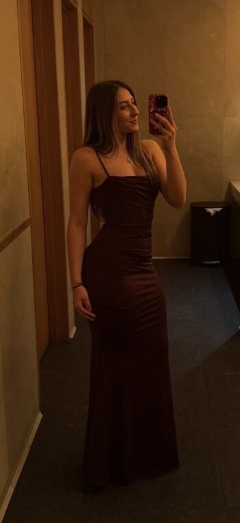 Imannaamara leaked private photo uncensored HD quality
