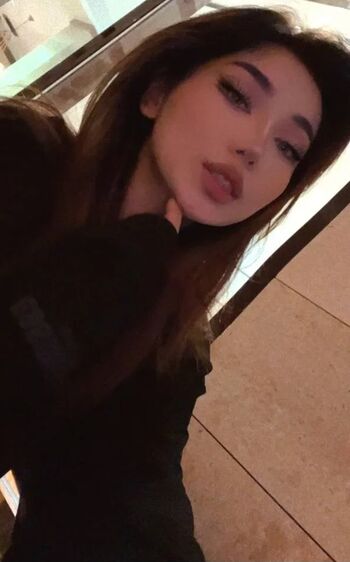 Iminako leaked private photo uncensored HD quality