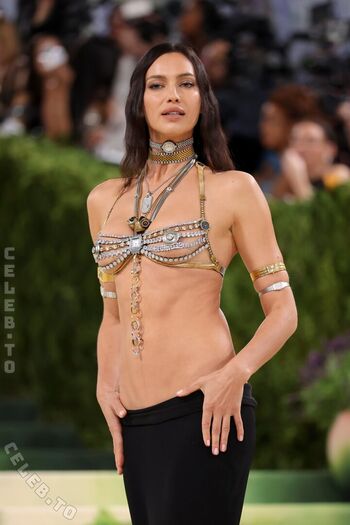 Irina shayk  page leaked private photo uncensored HD quality