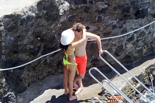 Irina shayk  page leaked private photo uncensored HD quality