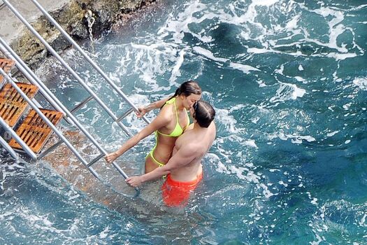 Irina shayk  page leaked private photo uncensored HD quality