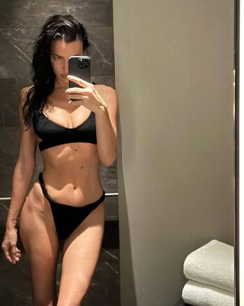 Irina shayk leaked private photo uncensored HD quality