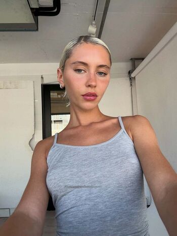 Iris law page leaked private photo uncensored HD quality