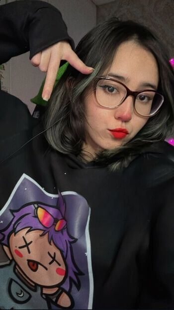 Isabela tiemi leaked private photo uncensored HD quality