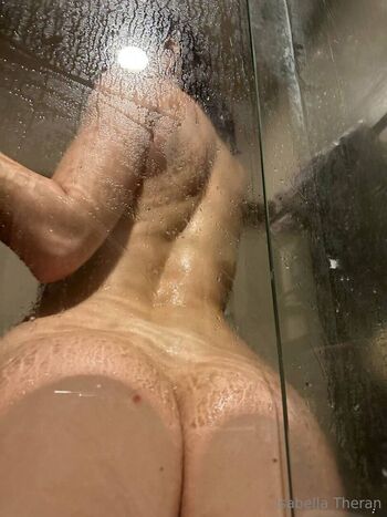 Isabella theran  page leaked private photo uncensored HD quality