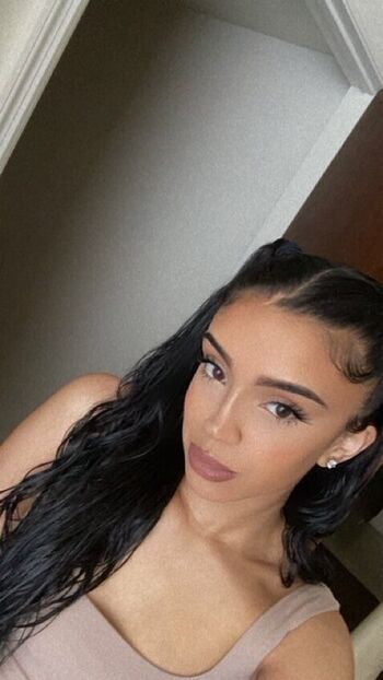 Itsdesgarcia leaked private photo uncensored HD quality