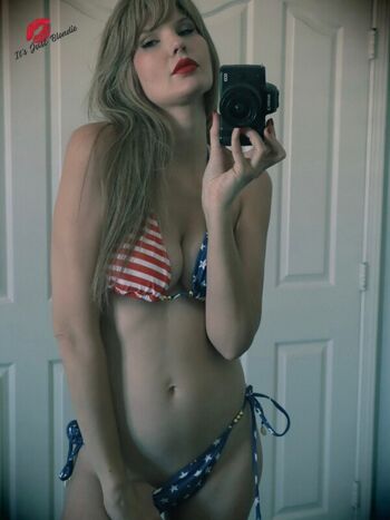Itsjustblondie page leaked private photo uncensored HD quality