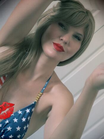 Itsjustblondie page leaked private photo uncensored HD quality